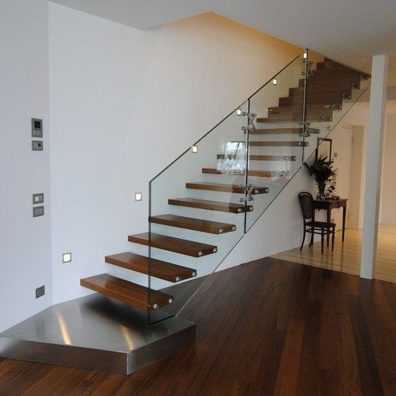 escaleras interiores modernas madera y cristal